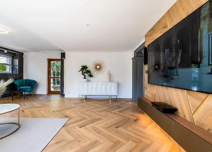 Serenity Luxusní S Vířivkou A Zahradou U Prahy *