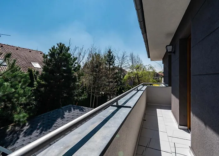 Vila Serenity Luxusní S Vířivkou A Zahradou U Prahy *