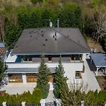 Serenity Luxusni S Virivkou A Zahradou U Prahy