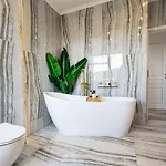 Villa Serenity Luxusni S Virivkou A Zahradou U Prahy