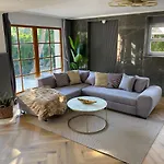 Villa Serenity Luxusni S Virivkou A Zahradou U Prahy *