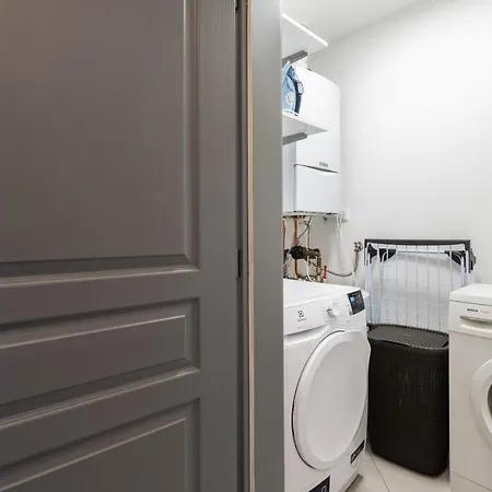 Villa Serenity Luxusni S Virivkou A Zahradou U Prahy Prag