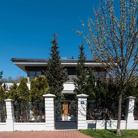 Serenity Luxusni S Virivkou A Zahradou U Prahy *