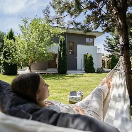 Serenity Luxusni S Virivkou A Zahradou U Prahy Villa Prag
