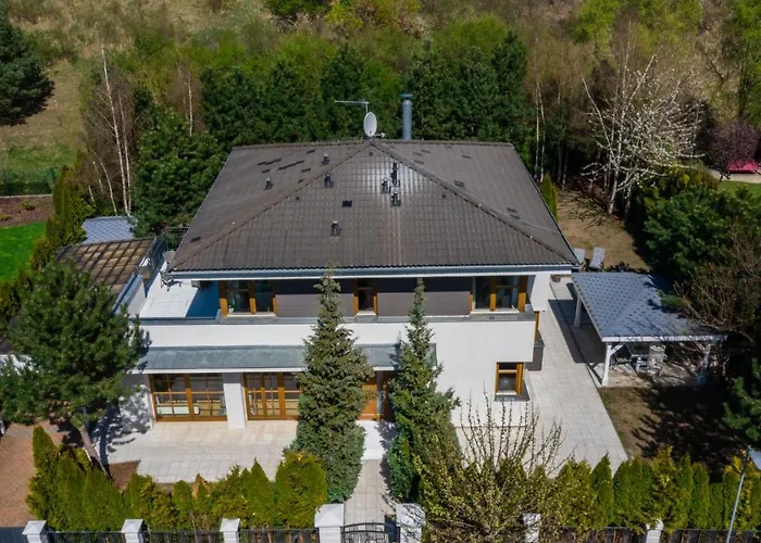 Serenity Luxusní S Vířivkou A Zahradou U Prahy