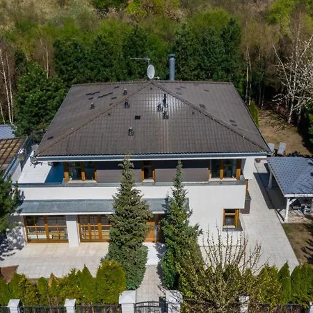 Serenity Luxusní S Vířivkou A Zahradou U Prahy