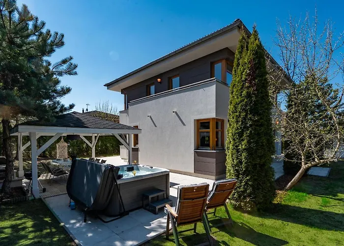 Serenity Luxusní S Vířivkou A Zahradou U Prahy Praha